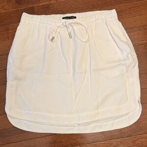 Banana Republic White Mini Skirt with Drawstring and Pockets